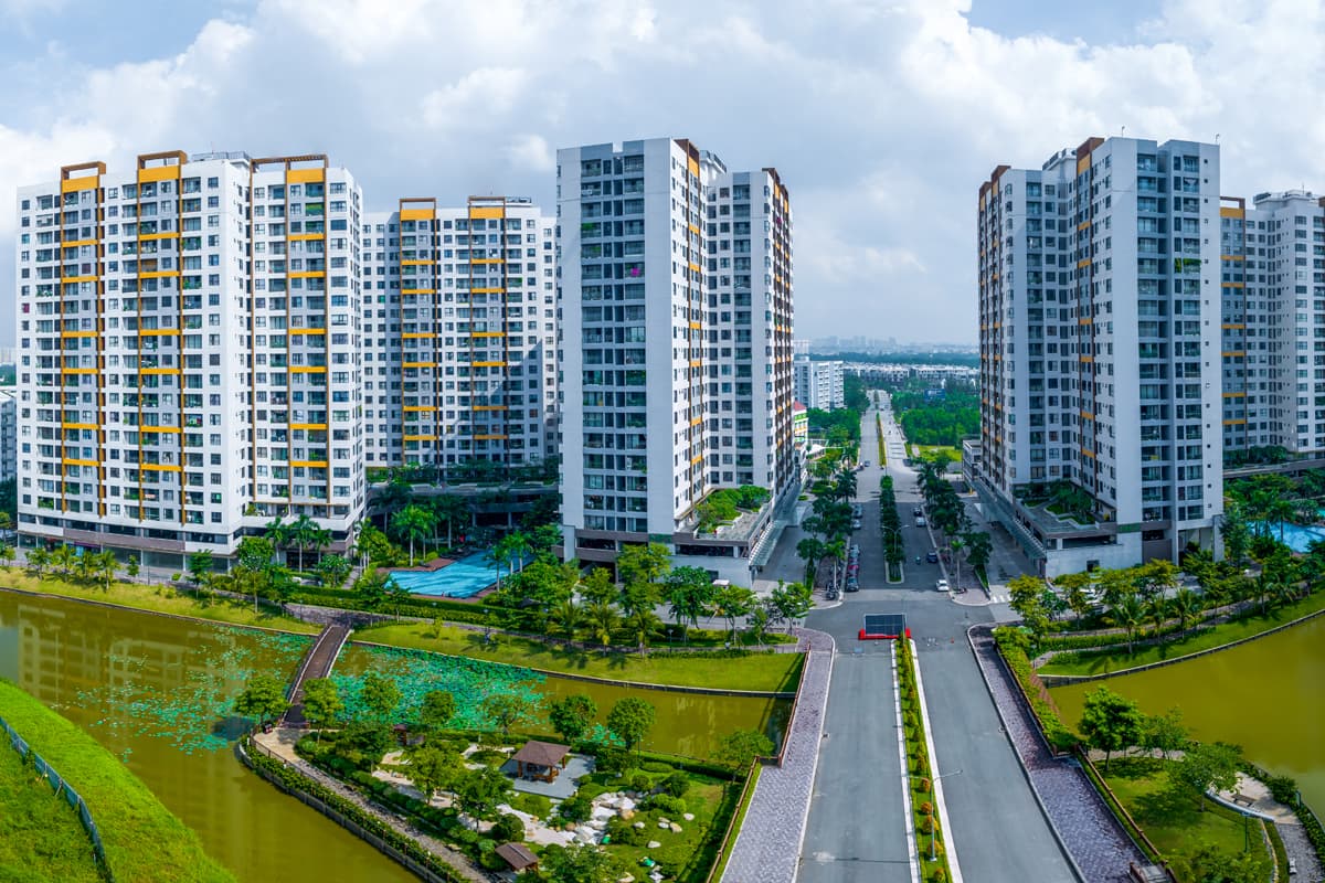 Phân tích xu hướng nhà đầu tư nước ngoài mua thêm bất động sản Việt Nam